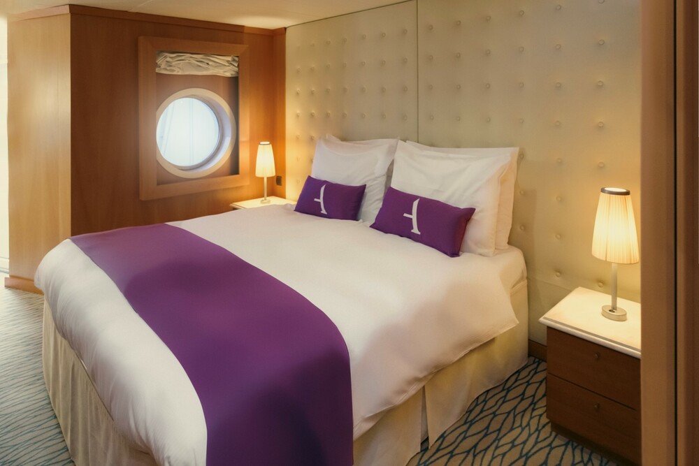 De-Luxe Suite